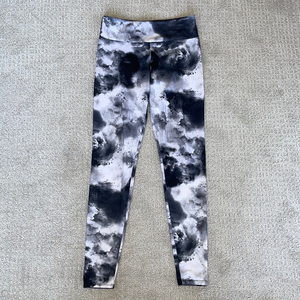 Onzie Leggings